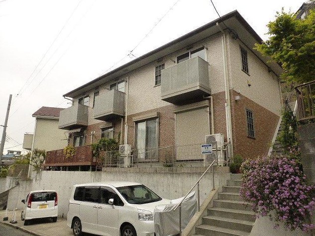 建物外観　日当たりサンサンです