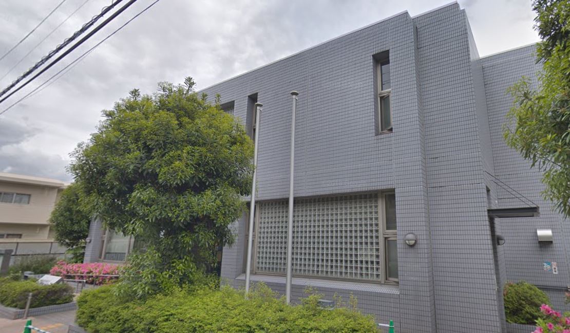 図書館　杉並区立西荻図書館（図書館）まで215m