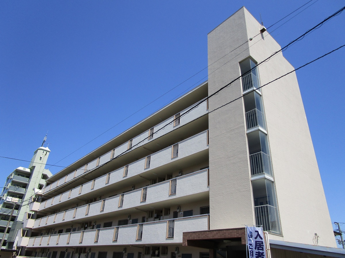 建物外観　鉄筋コンクリート造で遮音性良好★
