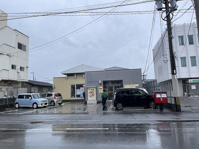 郵便局　大在郵便局（郵便局）まで300m