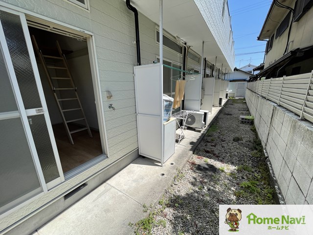 バルコニー　南向きで日当たり良好です。