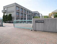 【ラ・マティネIIの小学校】