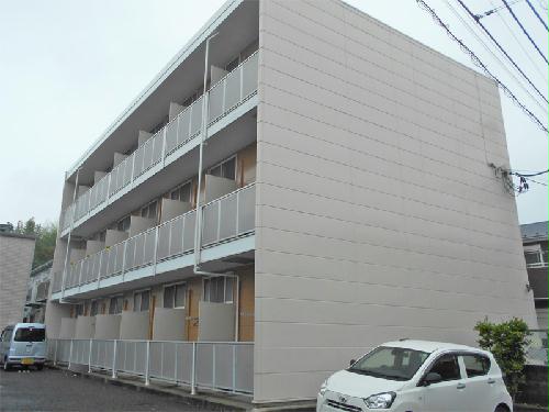 【レオパレス笠間の建物外観】