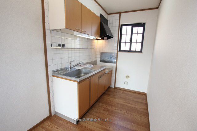 キッチン　キッチンです レアレアK2　201号室　平成24年11月25