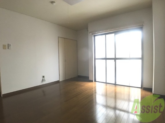 居室・リビング　日当たりが良く、広々としてるため快適に過ごせそうです。