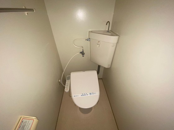 トイレ　※別部屋の写真です