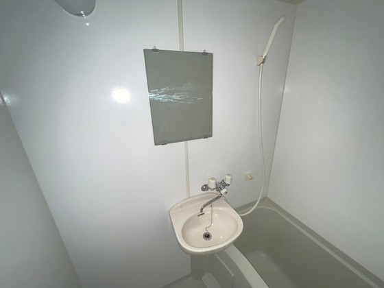 洗面設備　※別部屋の写真です