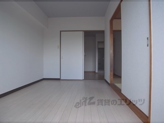 居室・リビング　洋室