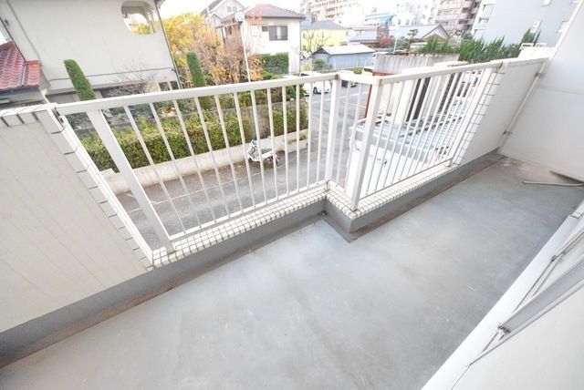 【東村山市栄町のマンションのバルコニー】