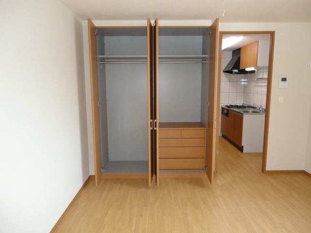 収納　クローゼット