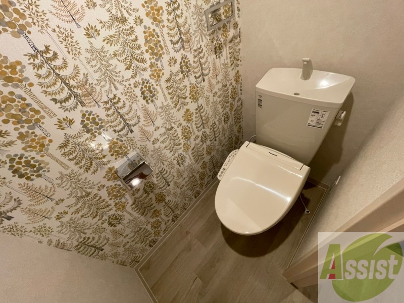 トイレ　トイレです。お洒落なクロスが使われていました！