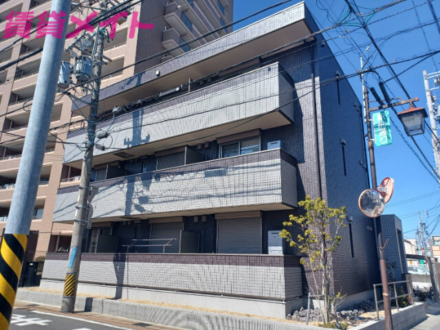 ＹＯＵＲ　ＭＡＩＳＯＮ　ｃａｍｅｌｌｉａの外観