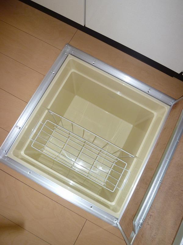 その他設備　床下収納
