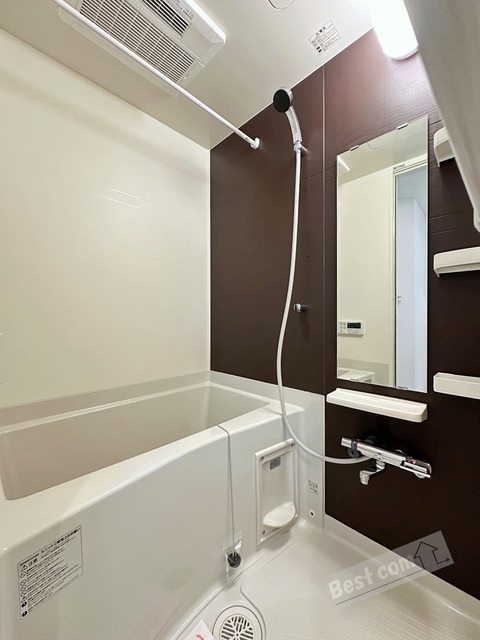 バス・シャワールーム　追い焚き付で寒い日も温まります♪