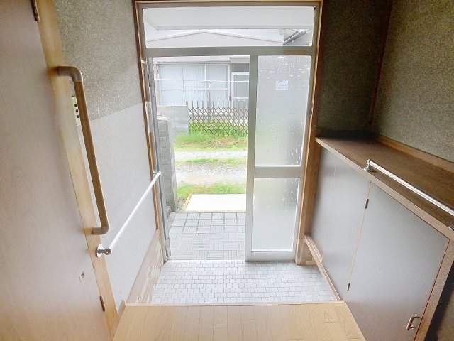 玄関　2025年5月撮影