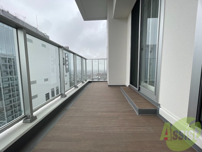 バルコニー　バルコニーが付いていますので一息ついてみてはいかがですか。