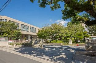 中学校　加古川市立加古川中学校（中学校）まで1843m