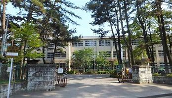 中学校　加古川市立浜の宮中学校（中学校）まで4184m