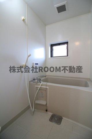 バス・シャワールーム　日々の疲れを癒すお風呂付です