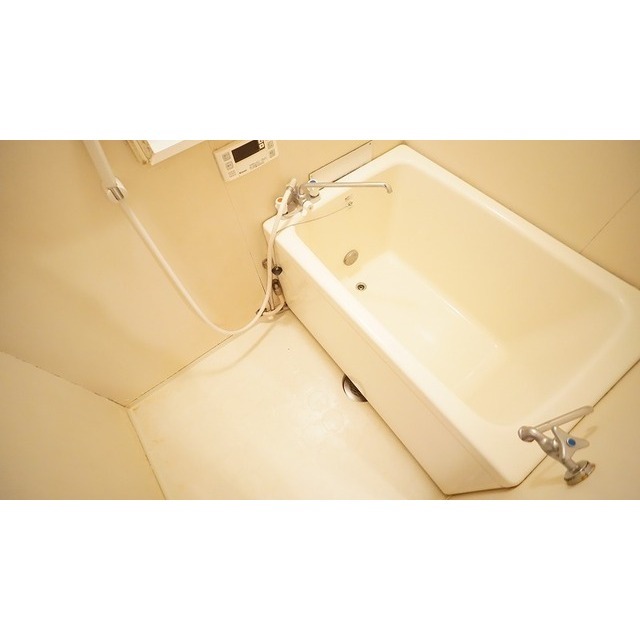 バス・シャワールーム　バス（同仕様タイプ）