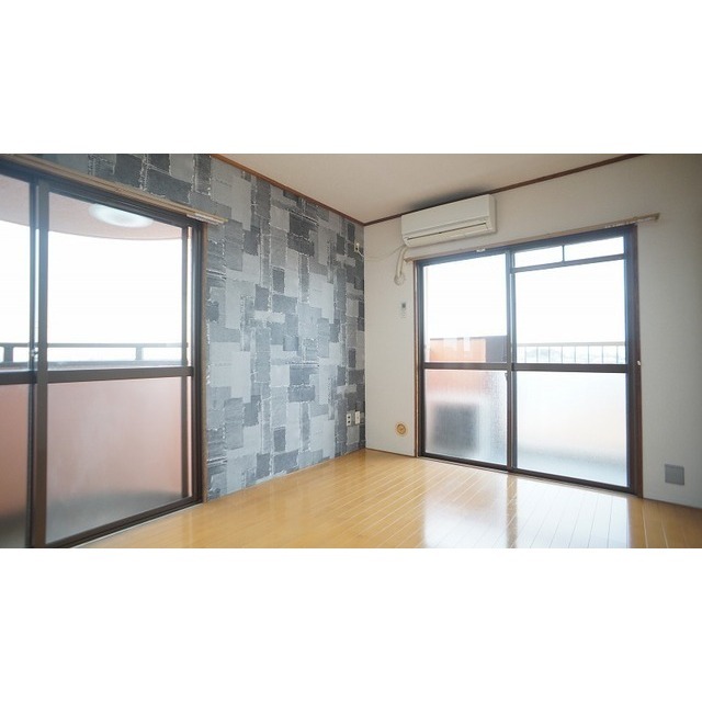 居室・リビング　リビング（同仕様タイプ）