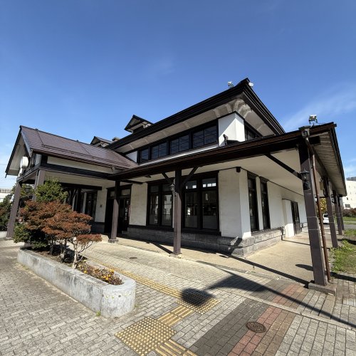 その他　旧室蘭駅舎（その他）まで952m