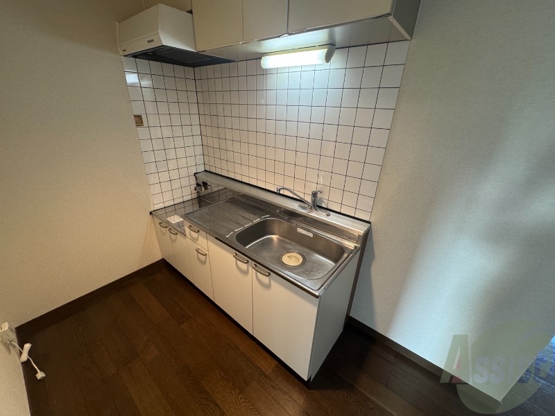 キッチン　キッチンはスペースも広々していて使いやすそうですよ！