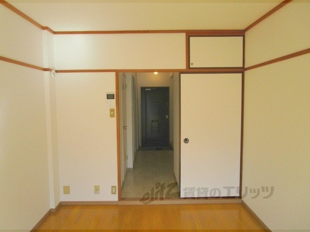 居室・リビング　洋室