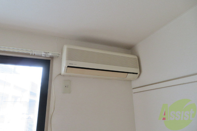 その他設備　エアコンは１台だけですが、あれば快適に過ごせますね。