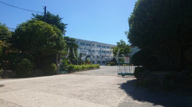中学校　豊田市立逢妻中学校（中学校）まで783m