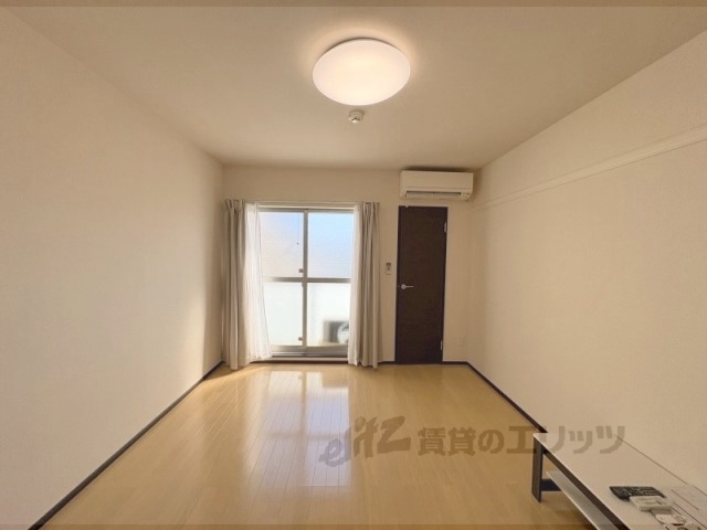 居室・リビング　洋室