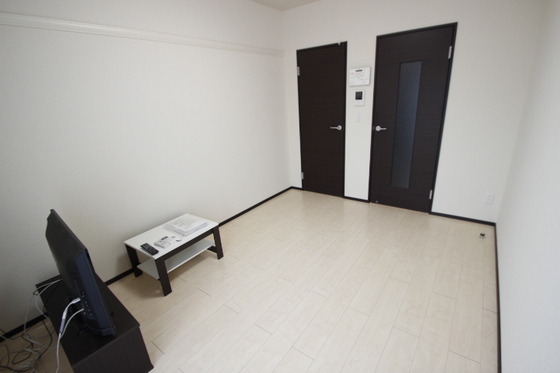 居室・リビング　※別部屋の写真です