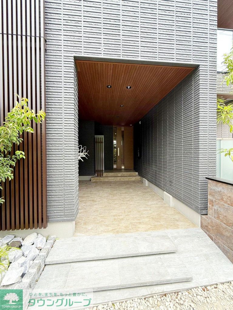 エントランス　エントランス