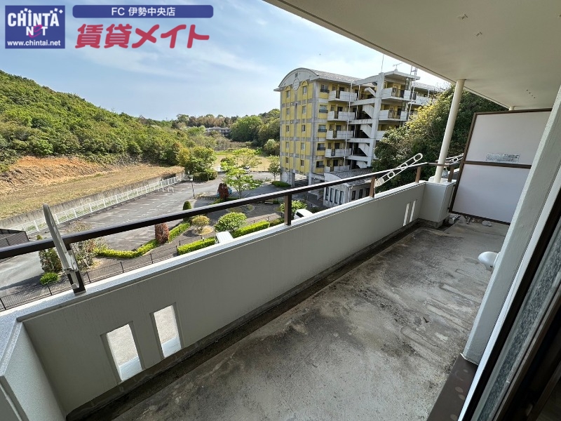 バルコニー　同物件別部屋のお写真です。