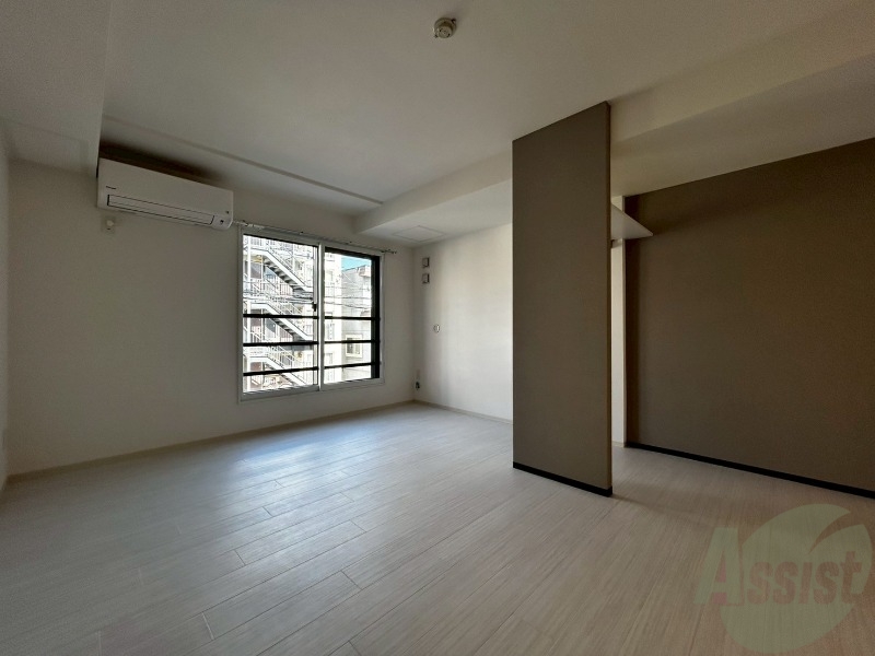 居室・リビング　広くてキレイなお部屋が広がっていて、充実した生活が送れそう。