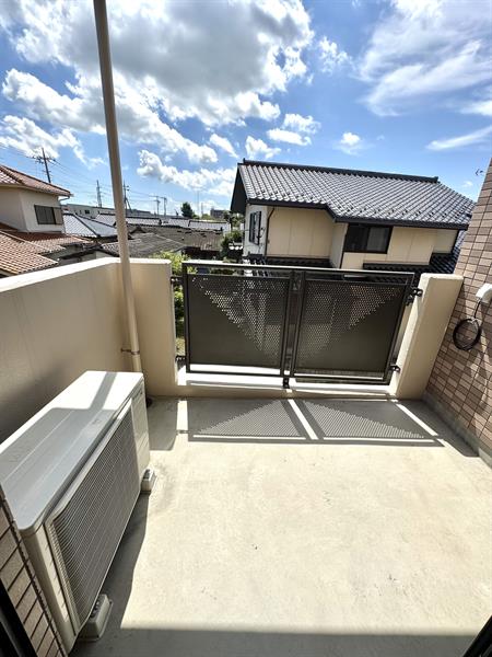 バルコニー　日当たり良好のベランダです
