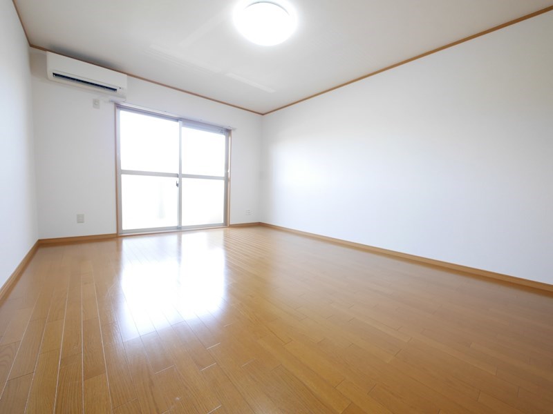 居室・リビング　別部屋写真