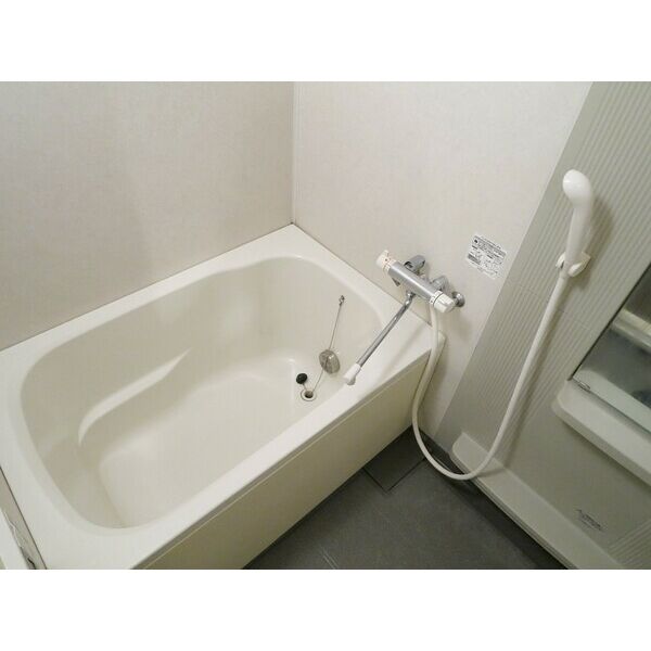 バス・シャワールーム　別室の参考写真です。※現況優先