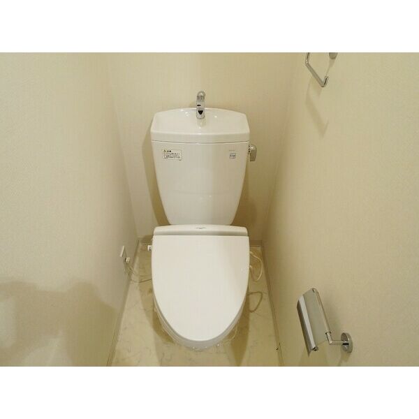 トイレ　別室の参考写真です。※現況優先