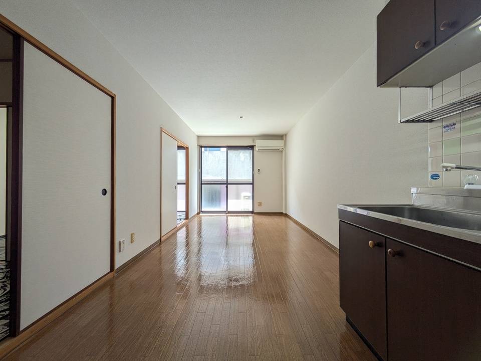 居室・リビング　リビング