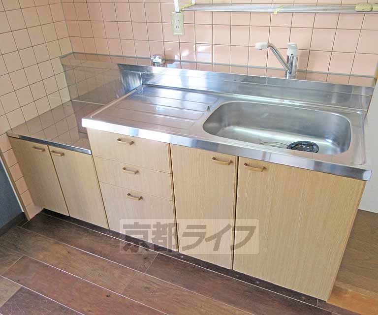 キッチン　作業しやすい広さ・