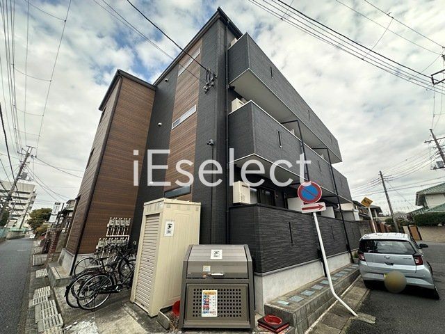 建物外観　閑静な住宅街に立地