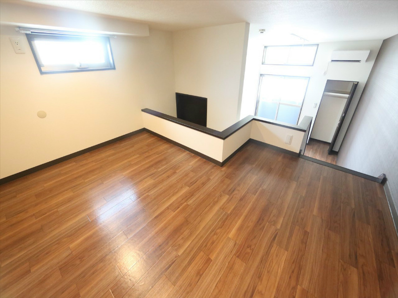 その他　ロフト5.8帖　寝室としても収納としても使えます　同仕様写真