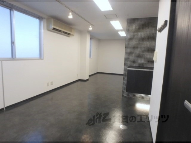 居室・リビング　洋室