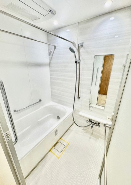 バス・シャワールーム