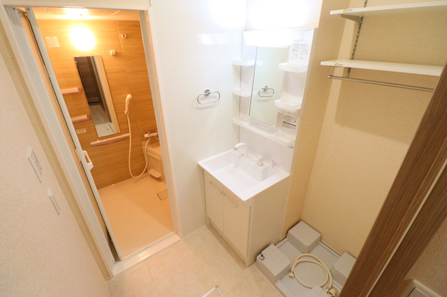 洗面設備　洗面室