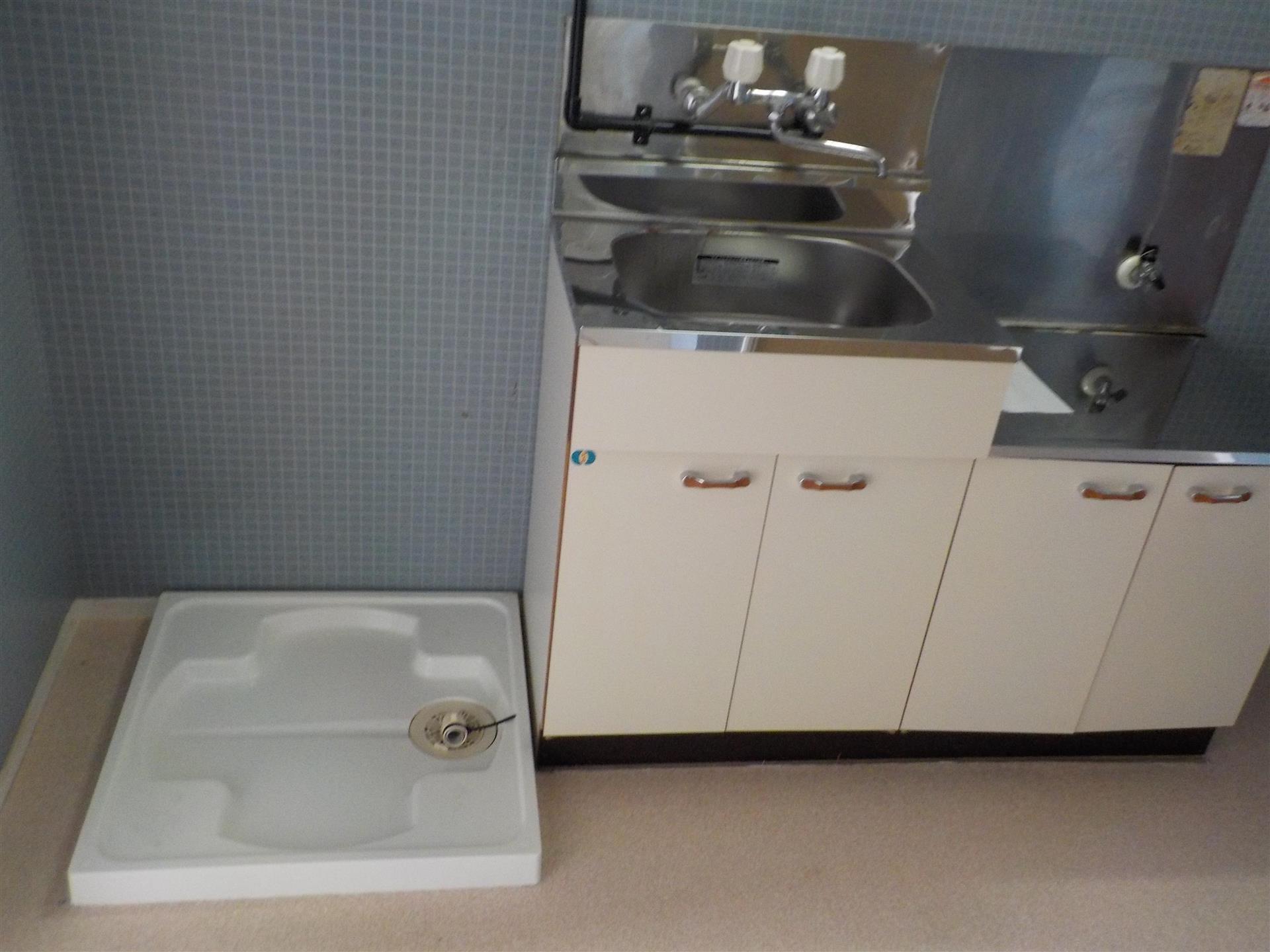 玄関　室内洗濯機置き場あり