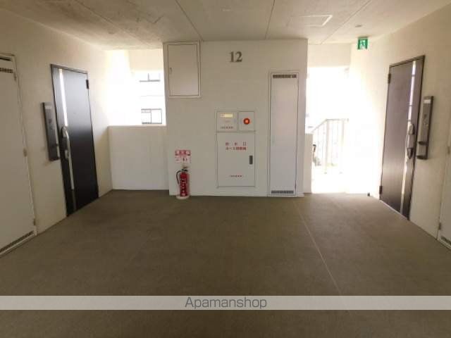 ロビー　ロビー