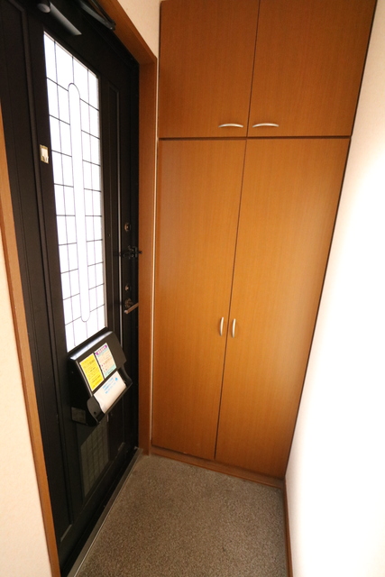 玄関　☆トールタイプのシューズボックス☆