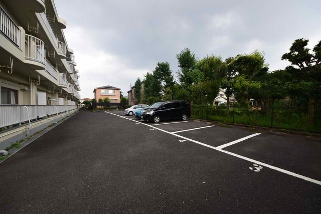 駐車場　外観・共用設備